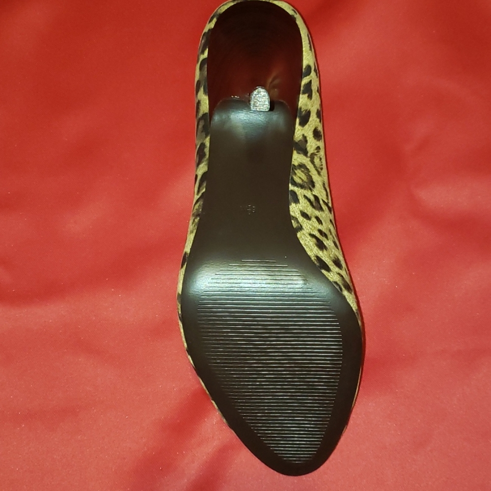 Heals - Picture 3 of 4